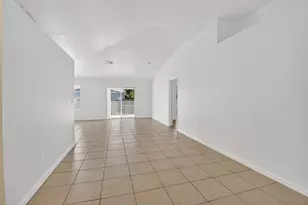 1430 Red Apple Ln, West Palm Beach, FL 33415 - Photo 8