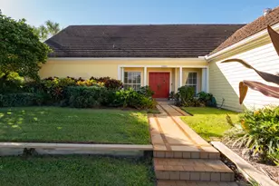 3360 SE Golf Trail, Stuart, FL 34997 - Photo 2