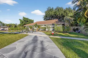 7598 W Country Club Blvd, Boca Raton, FL 33487 - Photo 100