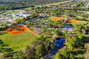 179 Dove Cir, Royal Palm Beach, FL 33411 - Photo 46