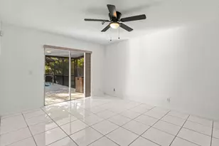 179 Dove Cir, Royal Palm Beach, FL 33411 - Photo 24