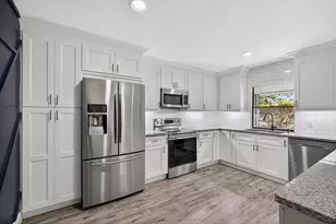13302 Touchstone Pl, Palm Beach Gardens, FL 33418 - Photo 6