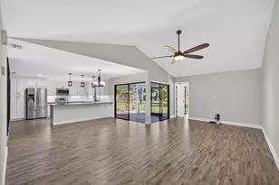 13302 Touchstone Pl, Palm Beach Gardens, FL 33418 - Photo 2