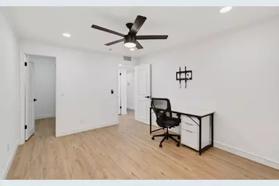 449 Normandy J, Delray Beach, FL 33484 - Photo 32