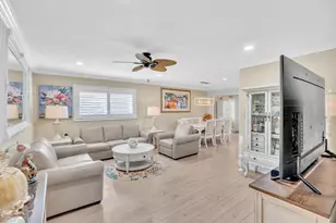 34 Colonial Club Dr, Boynton Beach, FL 33435 - Photo 1