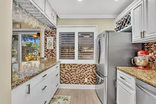 34 Colonial Club Dr, Boynton Beach, FL 33435 - Photo 16