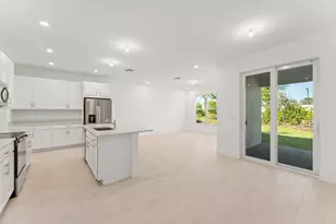 3597 NW Solange Ct, Jensen Beach, FL 34957 - Photo 4