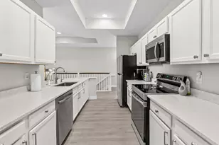 10480 SW Stephanie Way, Port Saint Lucie, FL 34987 - Photo 6