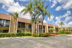 4661 Fountains Dr S, Lake Worth, FL 33467 - Photo 2