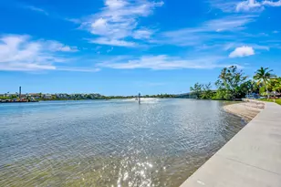 1542 Jupiter Cove Dr, Jupiter, FL 33469 - Photo 2