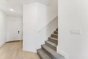 179 SE Birch Ter, Stuart, FL 34997 - Photo 4