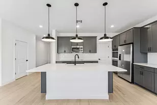 179 SE Birch Ter, Stuart, FL 34997 - Photo 8