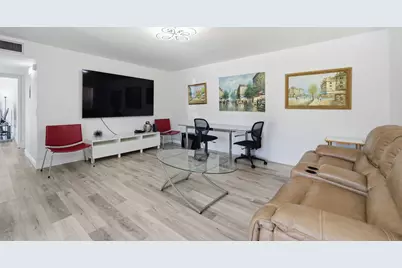 193 Burgundy E, Delray Beach, FL 33484 - Photo 12