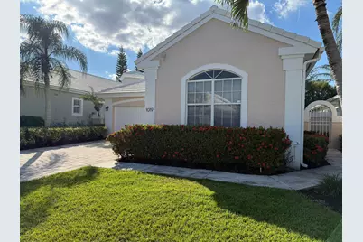 1019 Lytham Court, West Palm Beach, FL 33411 - Photo 2