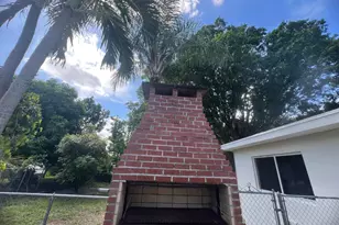4052 Collin Dr, West Palm Beach, FL 33406 - Photo 16