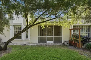 1657 SW Harbour Isles Cir, Port Saint Lucie, FL 34986 - Photo 40