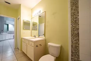 1657 SW Harbour Isles Cir, Port Saint Lucie, FL 34986 - Photo 28