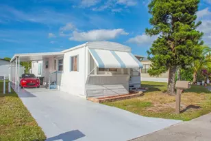 10 De Soto Ln, Port Saint Lucie, FL 34952 - Photo 1