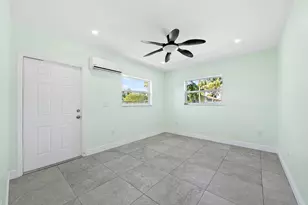 135 E 28th St, Riviera Beach, FL 33404 - Photo 24