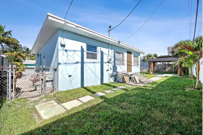 135 E 28th Street, Riviera Beach, FL 33404 - Photo 28