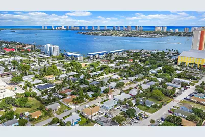 135 E 28th Street, Riviera Beach, FL 33404 - Photo 32