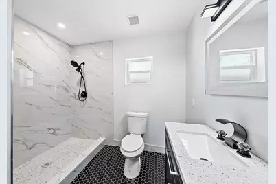 135 E 28th Street, Riviera Beach, FL 33404 - Photo 26