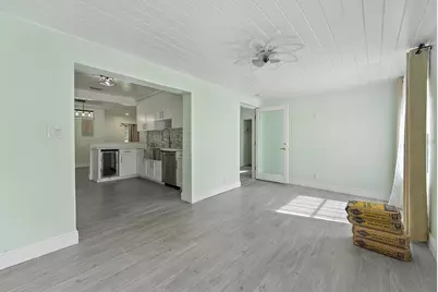 135 E 28th Street, Riviera Beach, FL 33404 - Photo 16