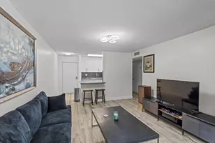 2000 N Congress Ave, West Palm Beach, FL 33401 - Photo 2