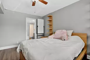 9450 Poinciana Pl, Davie, FL 33324 - Photo 16