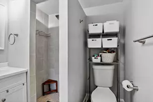 9450 Poinciana Pl, Davie, FL 33324 - Photo 24