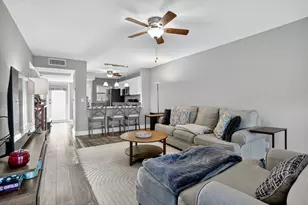 9450 Poinciana Pl, Davie, FL 33324 - Photo 4