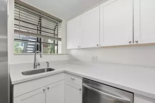 1250 S Military Trail, Deerfield Beach, FL 33442 - Photo 6