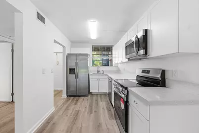 1250 S Military Trail #1612, Deerfield Beach, FL 33442 - Photo 4