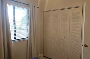 3138 Via Poinciana, Lake Worth, FL 33467 - Photo 12