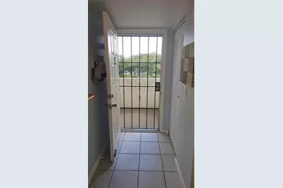 3138 Via Poinciana #209, Lake Worth, FL 33467 - Photo 28