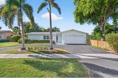 699 NW 16th Avenue, Boca Raton, FL 33486 - Photo 1