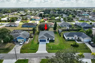 418 SW Fields Ave, Port Saint Lucie, FL 34953 - Photo 34