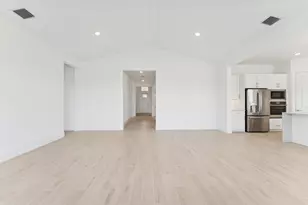 10209 NW Field Flower Trail, Port Saint Lucie, FL 34987 - Photo 12