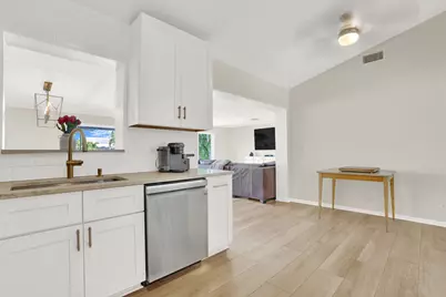 12980 Prosperity Farms Road, Palm Beach Gardens, FL 33410 - Photo 14