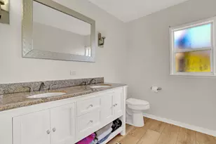 12980 Prosperity Farms Rd, Palm Beach Gardens, FL 33410 - Photo 24