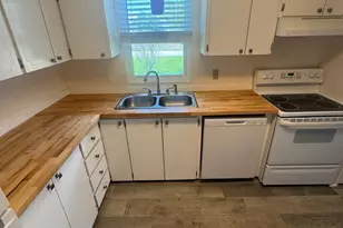340 Hickory Ridge Dr, Sebring, FL 33876 - Photo 2
