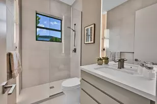 8538 Apple Falls Ln, Boca Raton, FL 33496 - Photo 18