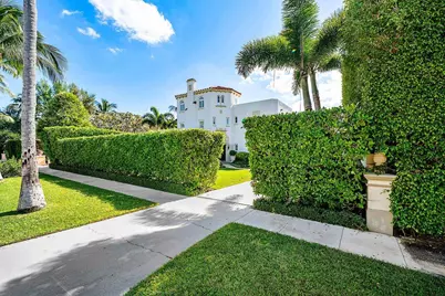 130 Brazilian Avenue, Palm Beach, FL 33480 - Photo 1