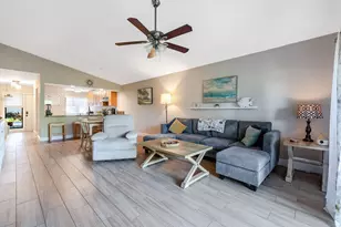 4143 Palm Forest Dr N, Delray Beach, FL 33445 - Photo 8