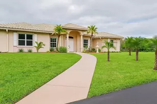 8671 155th Pl N, Palm Beach Gardens, FL 33418 - Photo 4