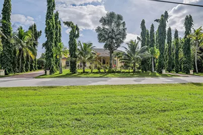 8671 155th Place N, Palm Beach Gardens, FL 33418 - Photo 10