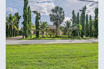 8671 155th Place N, Palm Beach Gardens, FL 33418 - Photo 4