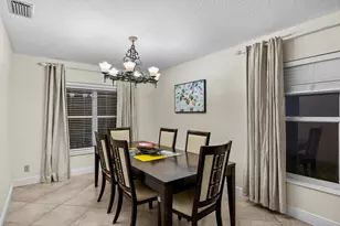 1622 S S Club Dr Dr, Wellington, FL 33414 - Photo 4