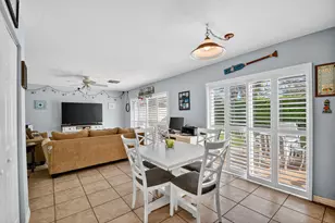 6164 Willoughby Cir, Lake Worth, FL 33463 - Photo 10