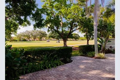 48 Ironwood Way N, Palm Beach Gardens, FL 33418 - Photo 16